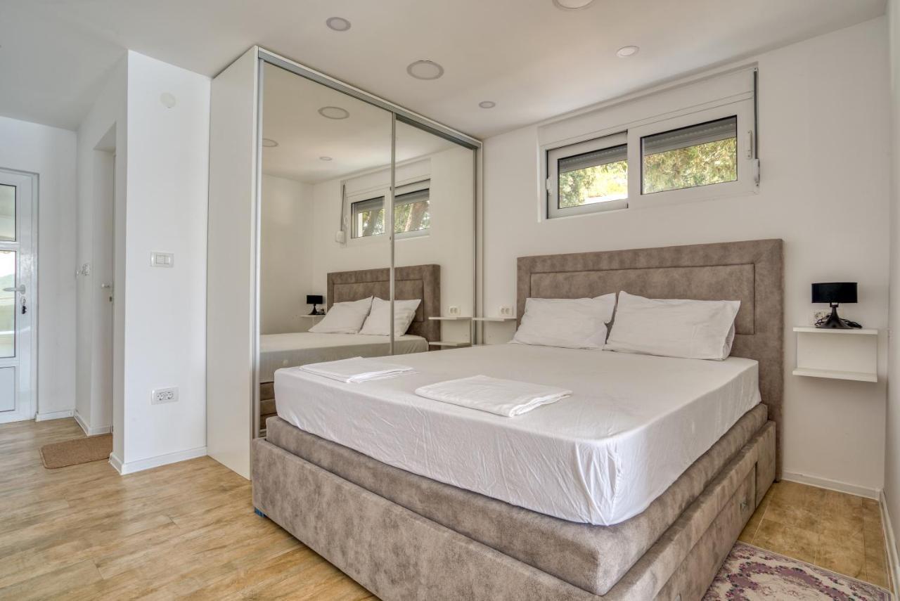 Ferienwohnung Dolcinium Kruce Ulcinj Exterior foto